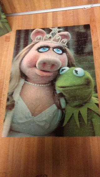 Vintage Muppet Movie Miss Piggy Kermit The Frog 100 Piece Jigsaw Puzzle,  1979,  Vg