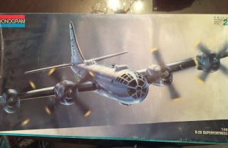 1991 B - 29 Superfortress Monogram 1/48 Scale Model 5706 With Fat Boy And Crew