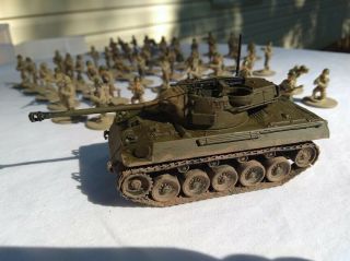 28mm World War 2 Wargaming Miniatures - Disposable Heroes Bolt Action M18 Tank