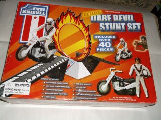 Ideal Evel Knievel - Deluxe Dare Devil Stunt Set