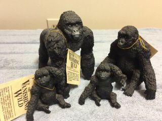 Vanishing Wild Mountain Gorilla Family Figurines,  1990 Safari Ltd W/ Tags