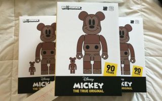 Medicom Undefeated Disney Mickey Mouse 90th Ani Exhibit Bearbrick 400 100 Set