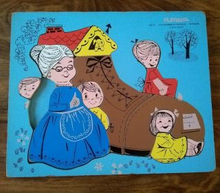 Rare Vintage Playskool " Old Woman In The Shoe " Wooden 16pc Puzzle