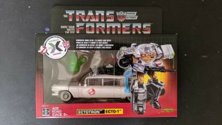 Transformers Ghostbusters Ectotron - Hasbro 35th - In Hand - Ecto - 1 Idw
