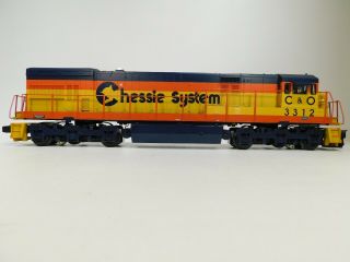 Lionel O Gauge U30 - C Chessie Diesel Locomotive 6 - 18292 C 129