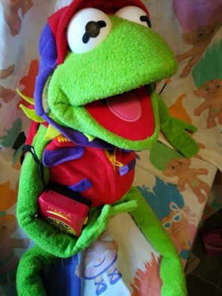 Henson Kermit The Frog 24” Plush Toy Photographer Red Vest Camera Macy’s 7