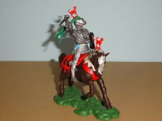 BRITAINS SWOPPET KNIGHT 1452,  MOUNTED ATTACKING WITH SWORD,  UK,  Toy Soldiers 7
