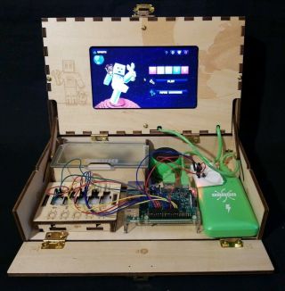 Piper Computer Kit Educational Stem Coding Minecraft Raspberry Pi (assembled)