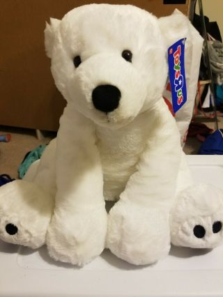 Toys R Us Polar Bear