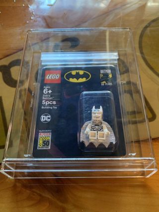 2019 Sdcc Lego Exclusive Dc Zebra Batman Minifigure W/ Acrylic Case