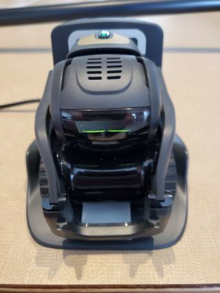 Anki - Vector Robot with Amazon Alexa Voice Assistant - Gray 4