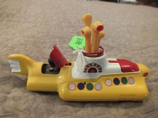 Corgi beatles yellow submarine toy 3