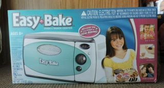 Easy Bake Oven And Snack Center 2007 Hasbro W/ Box & Extra Accessories
