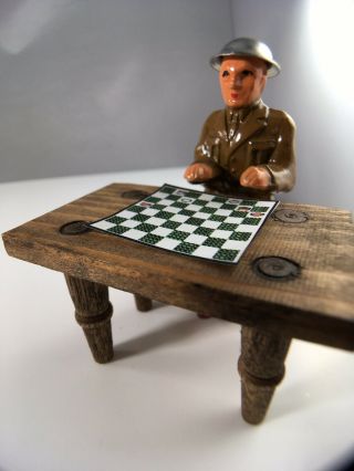 Barclay B151 961 Soldier Sitting At Table Manoil