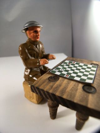 Barclay B151 961 Soldier Sitting At Table Manoil 3