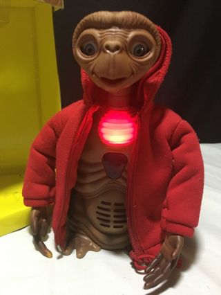 Et Furby Interactive Talking Extraterrestrial Figure E.  T.  Tiger