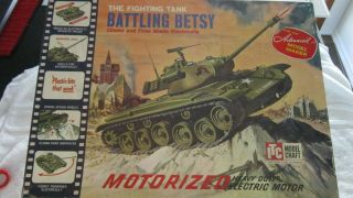 Model Craft Battling Betsy Motorized Tank Model Kit Toy