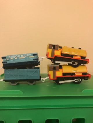 THOMAS Train Tomy Trackmaster Motorized Twins Bill and Ben With Trucks 2