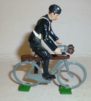 UNIDENTIFIED WHITE METAL MODEL OF A MILITARY CYCLIST - N/MINT 2