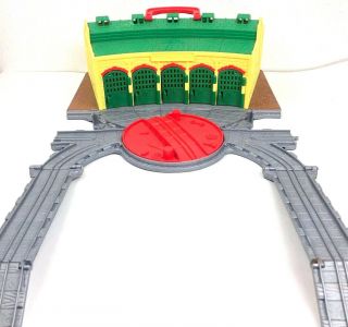 Thomas The Train Take - N - Play Plastic Tidmouth Roundhouse With Attached Track