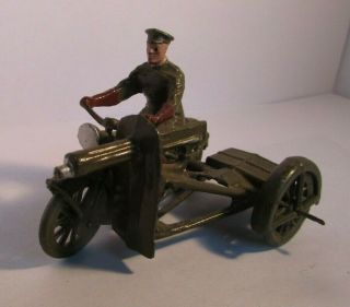 Die Cast Wwi - Soldier On Motorcycle With Machine Gun - Approx 3 " Long