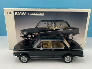 1:18 AUTOart Millennium BMW 2002L Coupe in Black 70503 READ 10