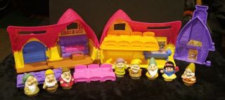 Fisher Price Little People Disney Snow White 7 Dwarfs Musical Cottage Complete,