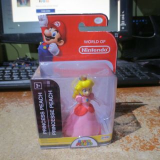 Princess Peach World Of Nintendo Mario 2.  5 " Jakks Pacific Figure