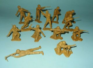 1950 - 60s Marx Army Battleground Play Set Tan Plastic 54mm Army Soldiers