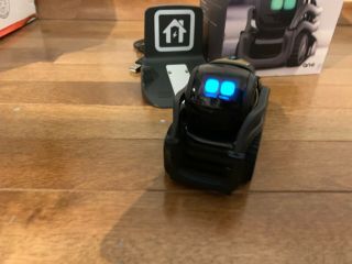 Vector Robot by Anki,  A Home Robot Who Hangs Out & Helps Out 8