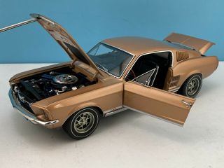 1:18 AUTOart Millennium 1967 Ford Mustang GT390 in Metallic Gold 72806 READ 7