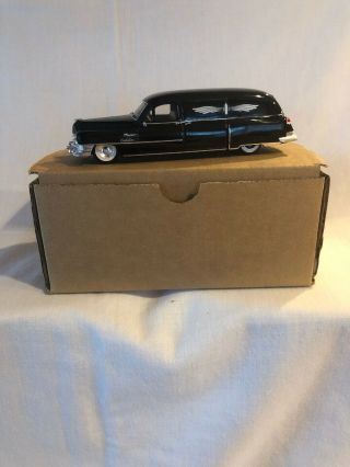 Elegance 1950 Cadillac Ambulance Series 86 1:43 W/box