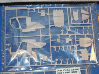 1993 DML Dragon OH - 6A Cayuse Helicopter W/Crew Nam Series Model Kit 1/35 3