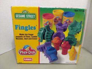 Fingles Sesame Street Play - Doh Payskool 22014