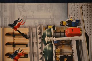 LEGO 10211 Grand Emporium set creases on the box. 3