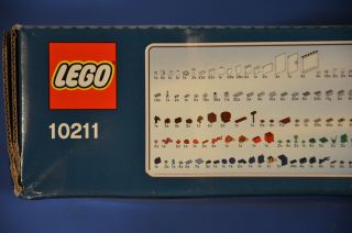 LEGO 10211 Grand Emporium set creases on the box. 4