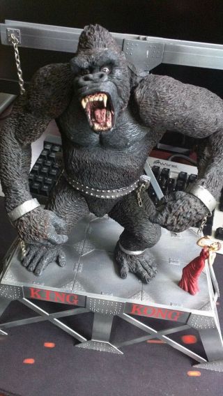 Mcfarlane Toys Movie Maniacs King Kong Deluxe Figure Box Set 2000 Godzilla