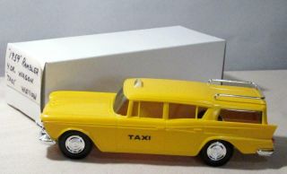 Dealer Promo Model Car Amc 1959 Rambler 4 Door Station Wagon Yellow Taxi Cab