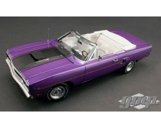 1970 Plymouth Road Runner Convertible In Violet 1/18 Gmp Diecast Model