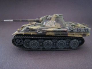 1/72 Dragon Armor.  Wwii German Tank.  Panther F,  Berlin 1945 60043
