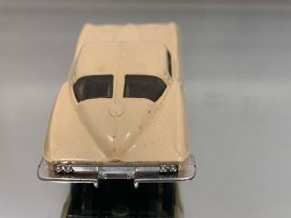 Aurora HO Scale Slot Car,  63 Corvette Split Rear Window 4