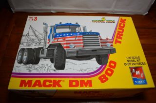 Amt 1/25 Mack Dm 800 Truck Model Kit W/b75 Cab & 36 " Able Body Sleeper Resin Kit