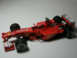 1/18 F1 Ferrari 2000 - Michael Schumacher World Champion (tobacco Livery)