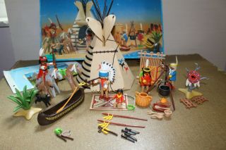 Playmobil 3733 Native American Indian Village,  Incomplete