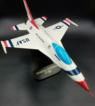 Great General Dynamics Usaf F - 16 Thunderbird Model On Wood Stand - 1/48 Scale