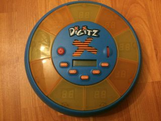 Digitz Electronic Math Learning Game Multiplication - Educational Insights 2007