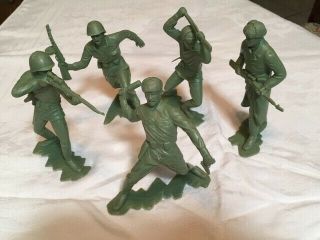 Vintage 1963 Louis Marx Wwii Russian Soviet Soldier Figures (5),  5 - 6 " Tall,  Green