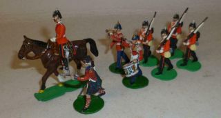 Group Of Charles Stadden White Metal British 30mm Soldiers