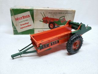 Vintage 1:16 Scale Idea Manure Spreader Wagon plastic toy RARE 2