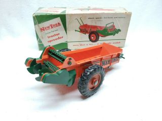 Vintage 1:16 Scale Idea Manure Spreader Wagon plastic toy RARE 4